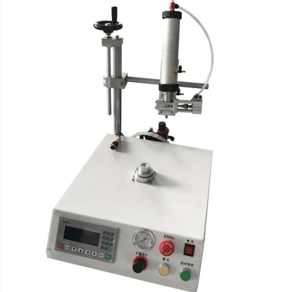 LED Bulb Automated Glue Dispenser 150W Glue Dispensing Machines Round
