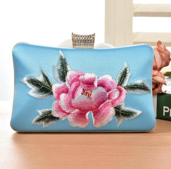 European and American vintage evening bags embroidered clutch bride