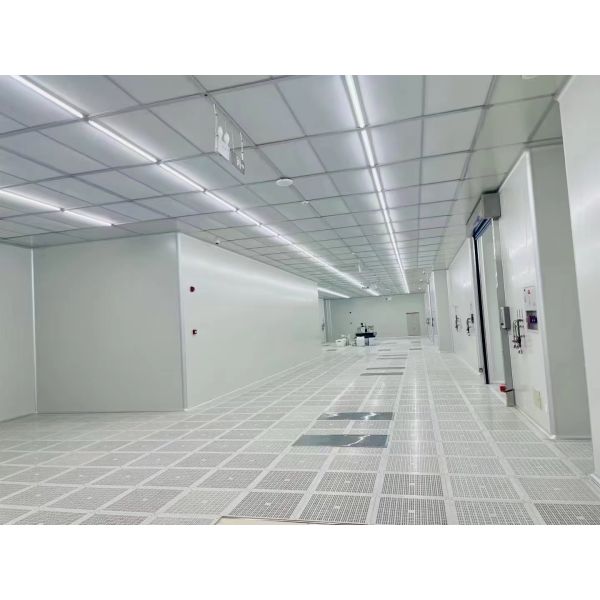 Class 10000 GMP Turnkey Project Cleanroom with Stainless Steel Construction for Laboratory Clean Room