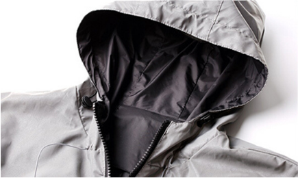 Multi Function Mens Outdoor Jacket , Contrast Color Built In Earphone Jacket