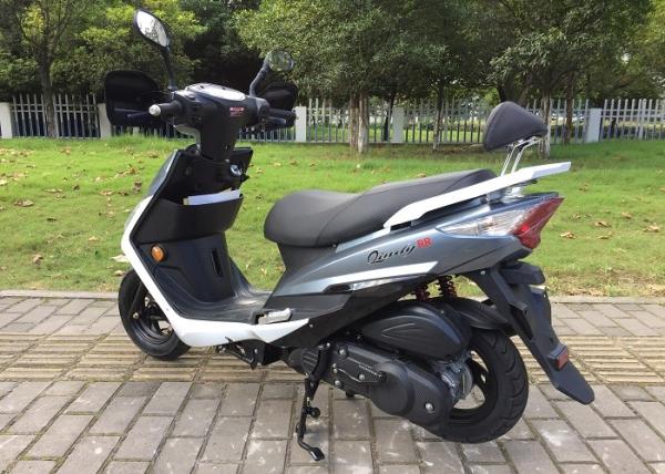 Fast Speed Gas Motor Scooter Alloy Wheel Base Mute Exhaust For Adults