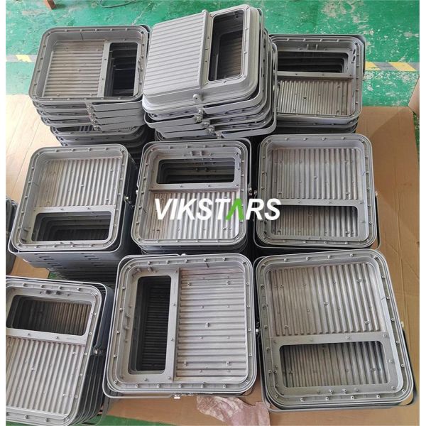 Battery Replaceblae 60w 100w 200W 300w Solar Flood Lights With Glass Cover