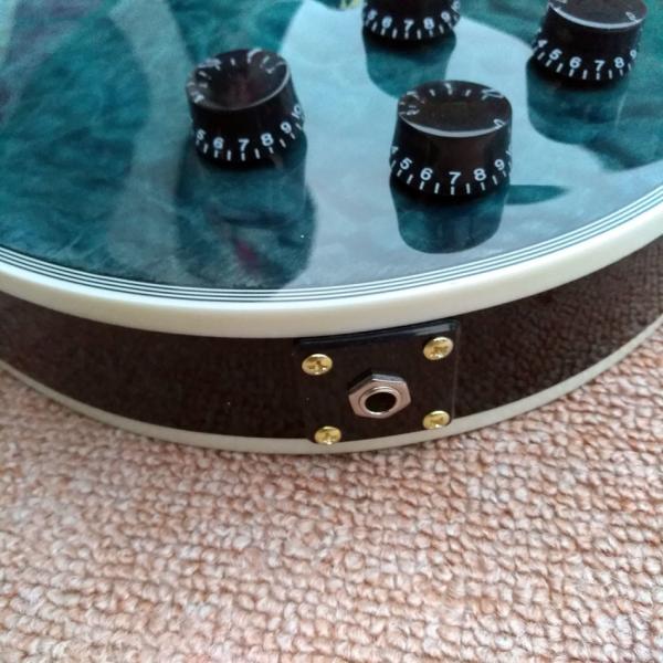 New style high quality custom LP Style electric guitar Gold Hardware in Blue Quilte Maple Electric Guitar Free Shipping