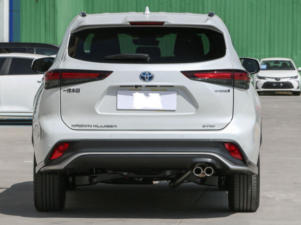 Veículo híbrido Toyota com tração nas quatro rodas 2023 TOYOTA CROWN KLUGER 2.5L