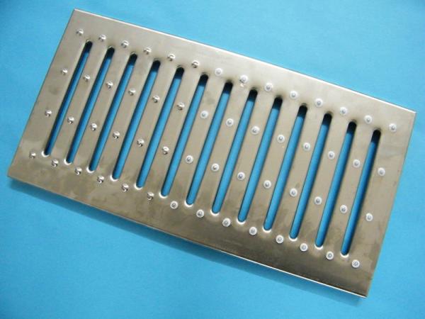 304 Stainless Steel Crocodile Jaw Anti Slip Metal Plate Grip Strut For Stair Treads