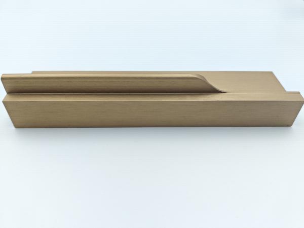 Indoor 6063 Aluminium Kitchen Profiles Standard Aluminum Extrusion Profiles