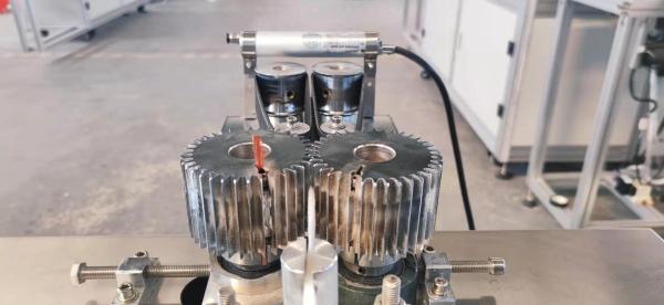 260pcs/Min Disposable Bouffant Cap Making Machine Corrosion Proof