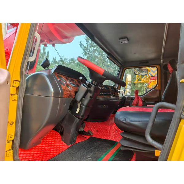 Una grúa de camión de 100 toneladas SANY STC1000C usada 350 kW Motor