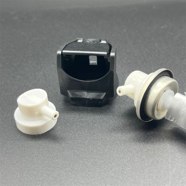 Compact Female Pepper Spray Valve Cap with Secure Locking Mechanism
