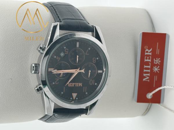 30 Meters Stylish Water Resistant Quartz Wrist Watch Engraved Logo Leather Strap Quartz Watch