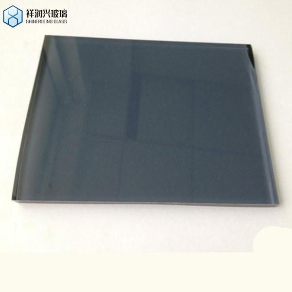 High Resistant Safety Glass Float Glass Tinted Glass with Solid Structure in White