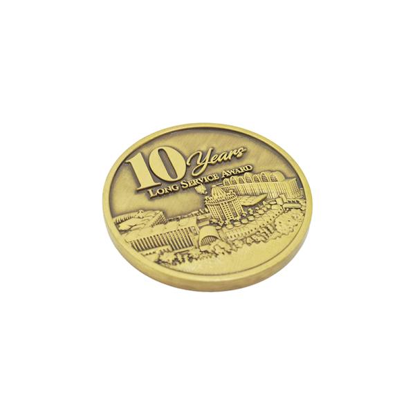 Unique and Exquisite Commemorative Coin Perfect for Display and Collection