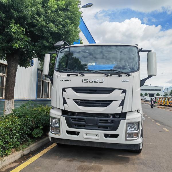 ISUZU GIGA Heavy Duty Wrecker Trucks 30Ton 360 Degree Rotation Road Rescue Truck