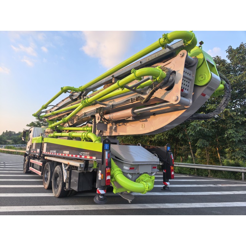 Best Value 2021 Zoomlion 50m Concrete Pump Truck Mercedes Chassis Euro 5 Super Clean Hot Deal | Low Usage Turn Key Ready