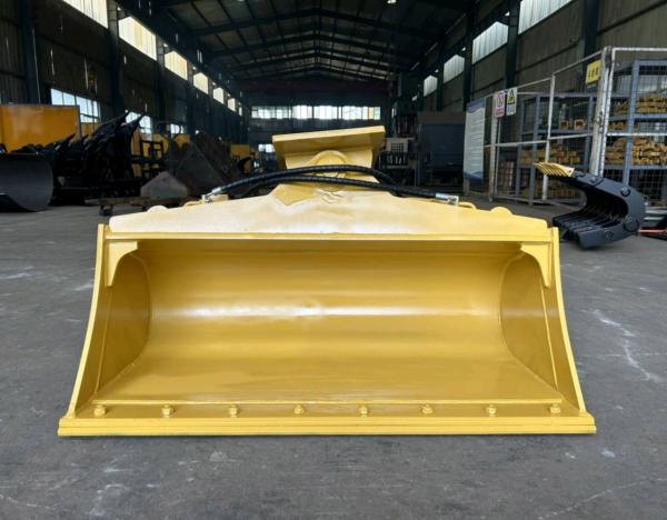 Efficiency Precision Excavator Cleaning Bucket For Caterpillar Komatsu