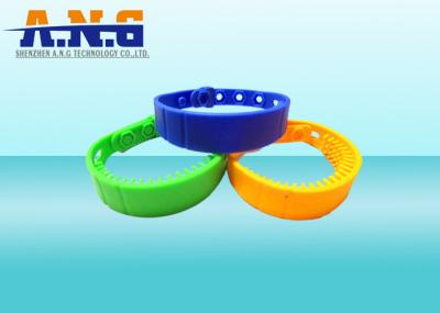 Rewritable  ISO14443A NFC Rfid Wristbands Silicone Customized Logo