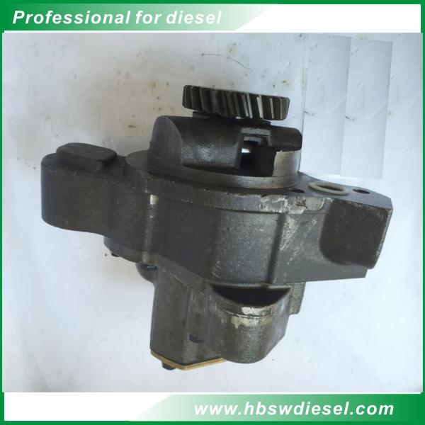 Truck Cummins Engine Oil Pump AR10172 NT855 Series Neutral Packaging