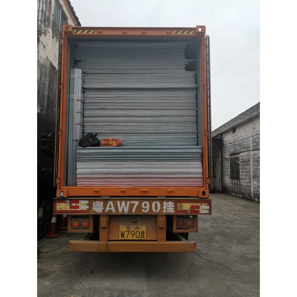 Honeycomb Polycarbonate Sheet Lightweight High Strength and Excellent Structural Performance for Awning Canopy Roofing