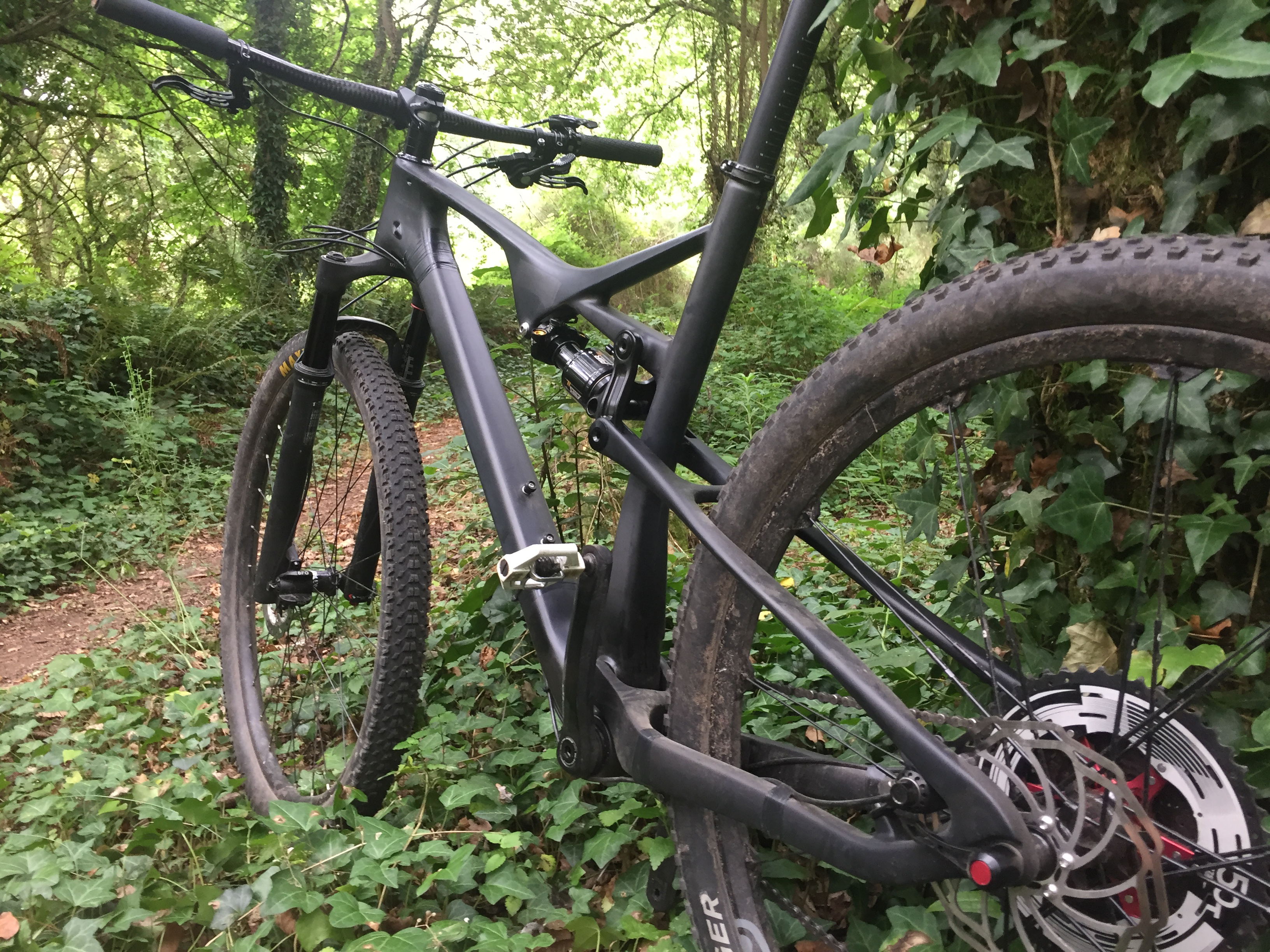 29er XC Полная подвеска Карбоновая велосипедная рама 27.5 Плюс Карбоновая горная велосипедная рама Mtb