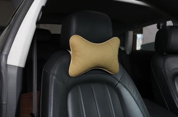 Universal Car Seat Neck Cushion Pillow Ventilate 28 * 18CM Beige Color