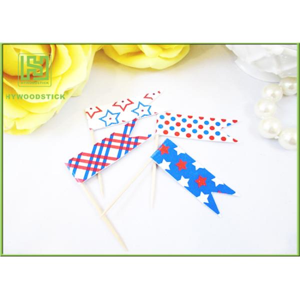 Le petit gâteau de Noël de hauts de forme de décoration de gâteau de chocolat de vacances sélectionne des couleurs de CMYK