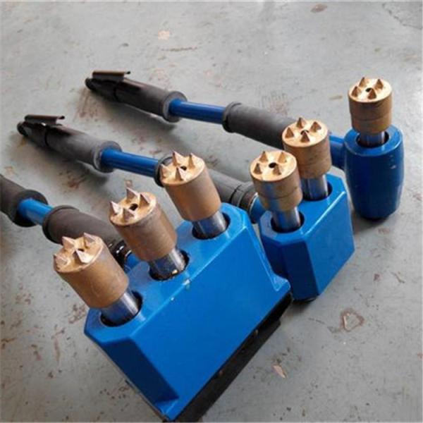 Pneumatic Hand Held Concrete Floor Scabbler Multiple Tungsten Heads