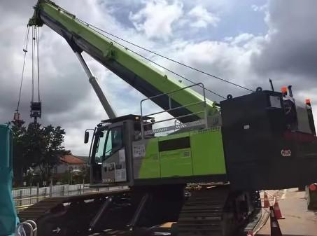 Green Zoomlion ZCT600V532 Used Crawler Crane Telescopic Truck Crane 60ton