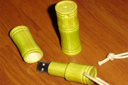 full capacity New OEM Wood USB Drive 2gb