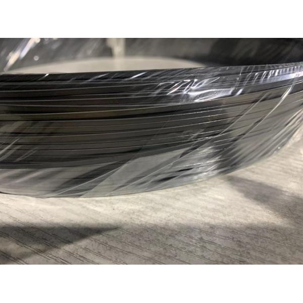 Супер эластичные стекла Nitinol обрамляют плоскую проволоку Nitinol