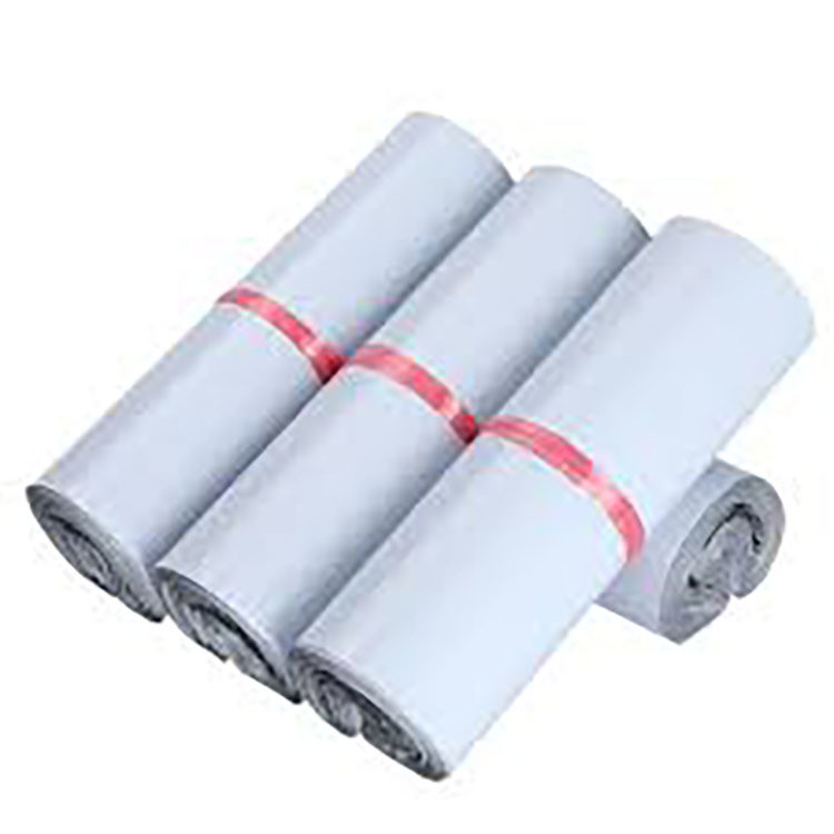 Waterproof Padded Mailing Bags Shockproof and Lightweight Ensuring Safe Shipping of Fragile Items