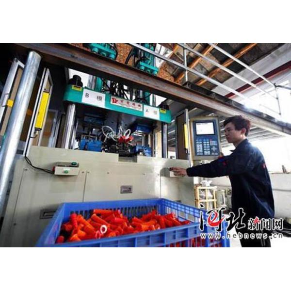 Bicycle Grips High Speed Injection Moulding Machine 2 Pcs In 25 Seconds