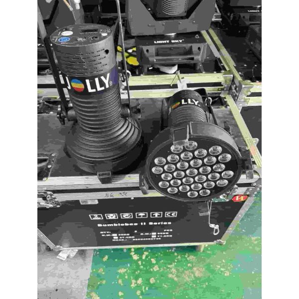 31x10W Second Hand Stage Lights High CRI Ra95 Car Show Light 6000K With Barn Door