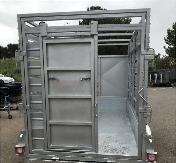 8 X 5 Galvanised Box Cattle Crate Trailer , Tandem Trailer With Stock Crate