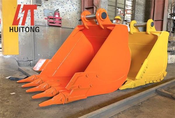 0.6-1.15 máquinas escavadoras Buckets For Komatsu PC310 PC225 do GP de Cbm mini