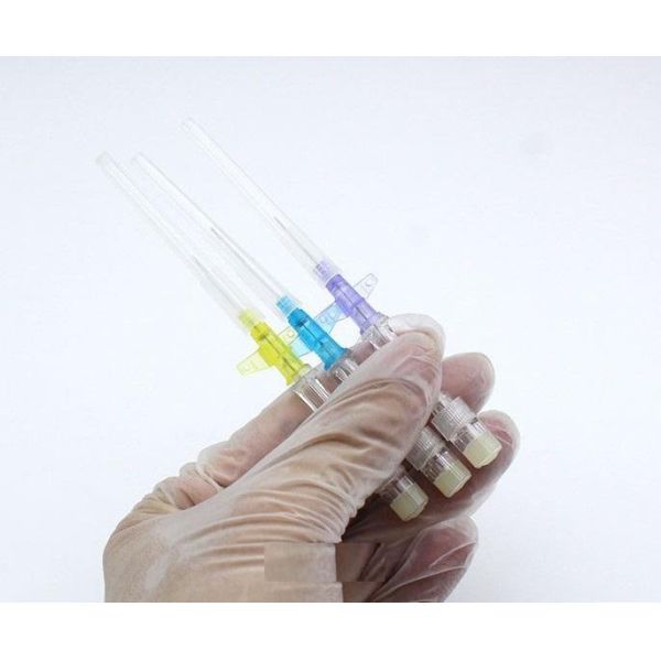 Small Winged IV Cannula with Heparin Lock | Flexible, Safe, and Designed for Small Animal IV Use