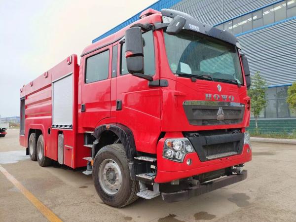 4X2 Airport Main Battle Fire Truck, China Golden Shield Brand Customizable Quick Rescue Airport Fire Truck for Sale