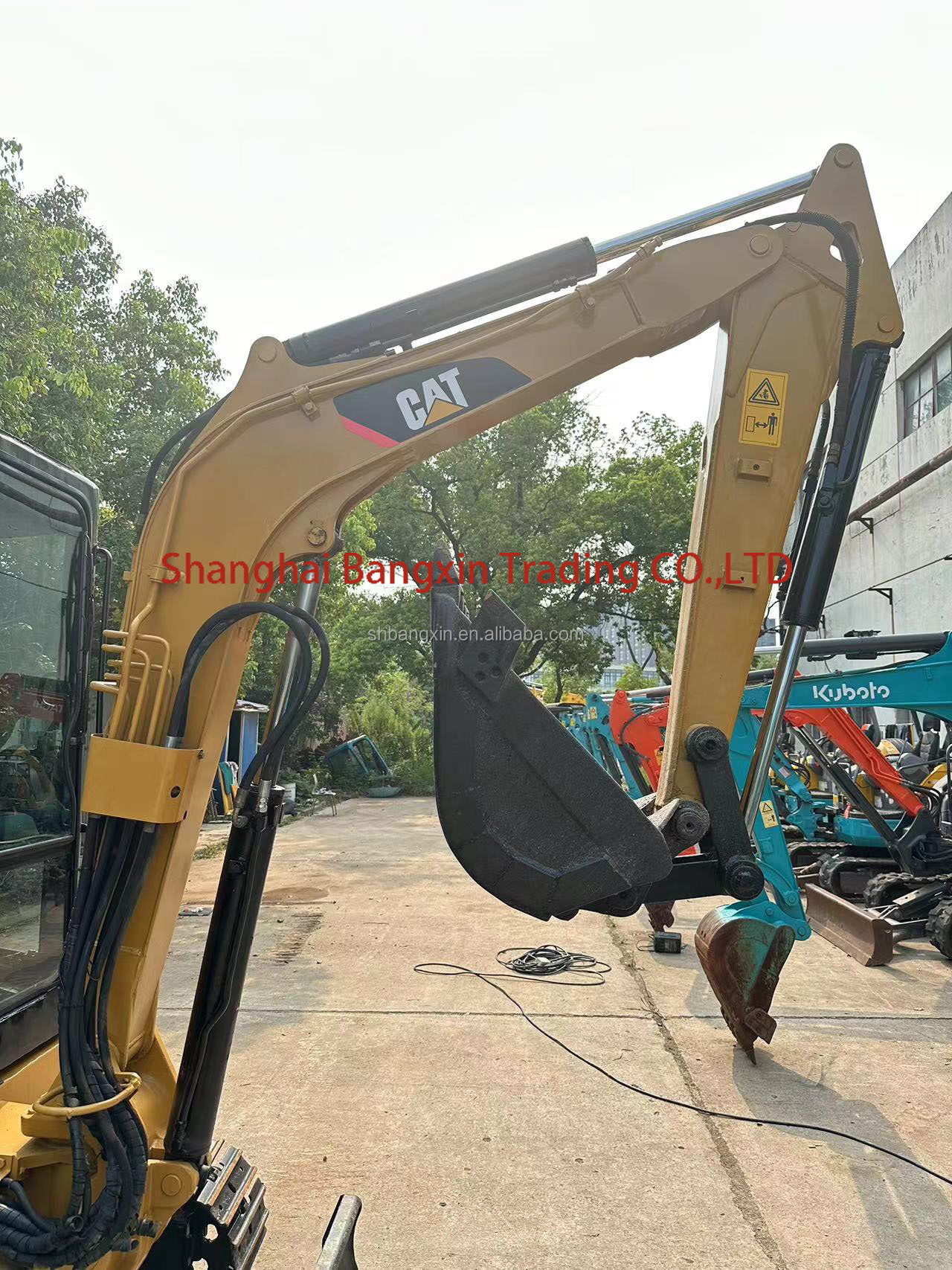 Small Size Mini Excavator CAT 303 with Original Hydraulic Valve and EPA/CE Certified