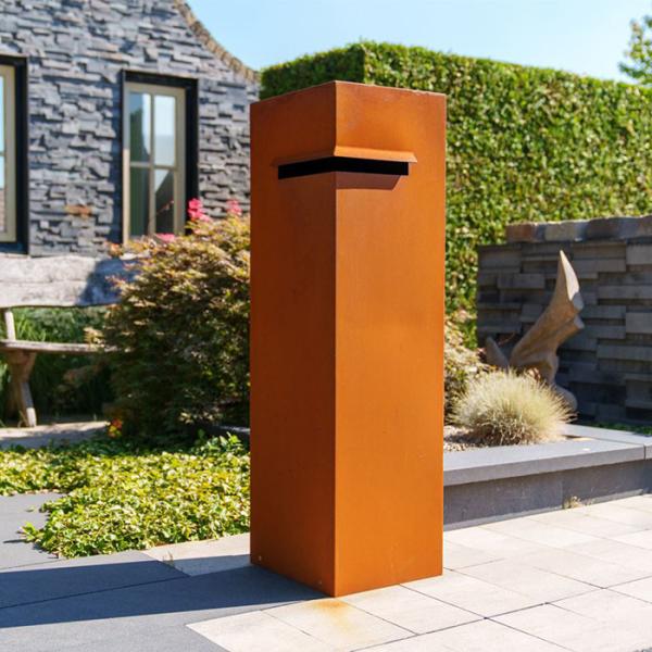 Outdoor Free Standing Corten Steel Garden Art Caixa de correio Flores metálicas