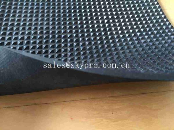 Pyramid Floor Matting Rubber Sheet Roll SBR NR NBR EPDM Acid Resistance