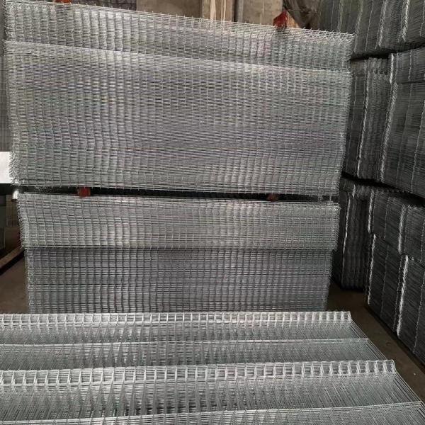 6ft Hot Dipped Galvanized 3D Curved Fence with 50mmx200mm Mesh Size for Anti-climbing Boundary Wall