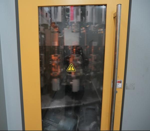 PET Bottle Blowing Machine High-Speed Energy-Efficient Blow Molding Solution