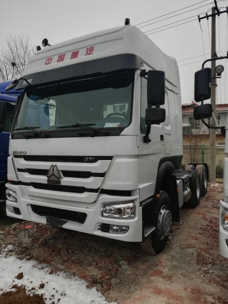 ZZ4257N3647A HOWO 6x4 371HP Tractor Truck With White color and HW19710 Transmission