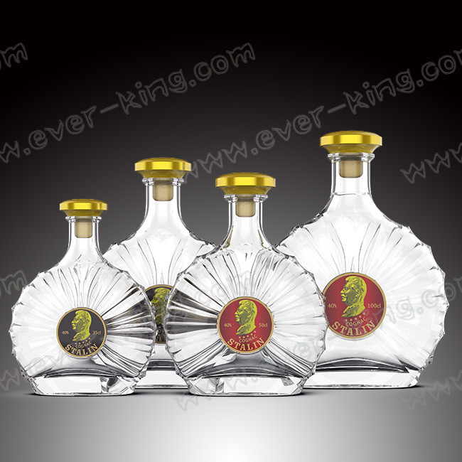 Гальванизируя бутылки алкоголя коньяка 750ML пустые