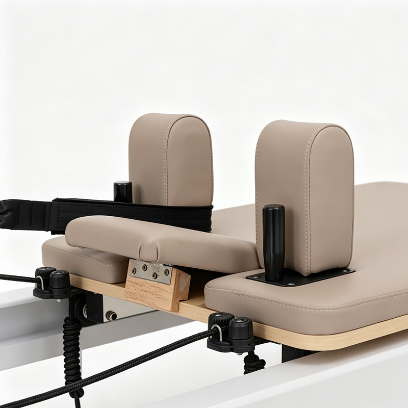 Collapsible Aluminum Pilates Reformer With Tower Half Cadillac Equipment