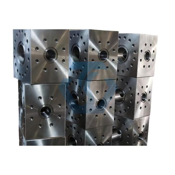 API Spec 6A Wellhead Equipment Studded Tees And Cross Studded Blocks For Oil Drilling