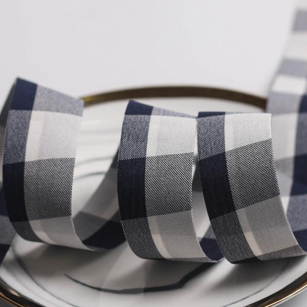 Чёрно-белая чекированная проволочная лента 7 мм-40 мм полиэстерная ленточная рулонка