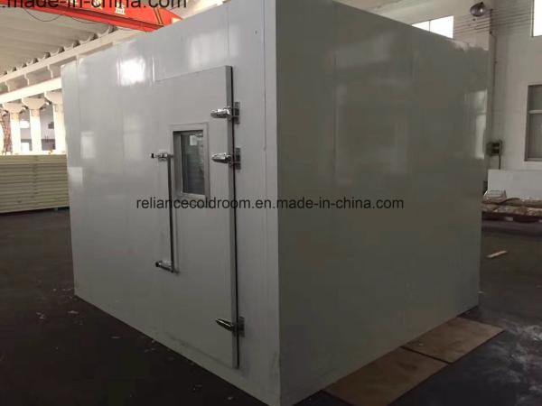 Frigorífico de sala fria com equipamento de refrigeração adequado