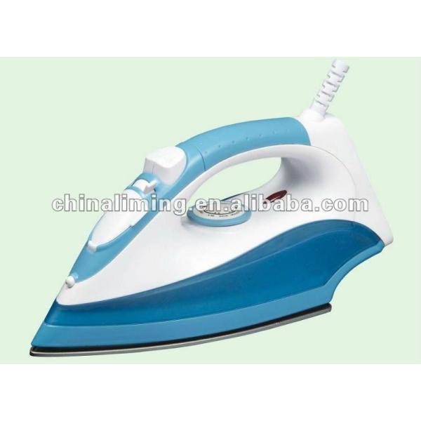 Ironing with Aluminum Soleplates Electric Steam Iron LM-188