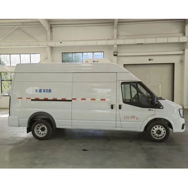 2 Tons Refrigerated Truck for Frozen Food Delivery Small Bread Refrigerated Truck