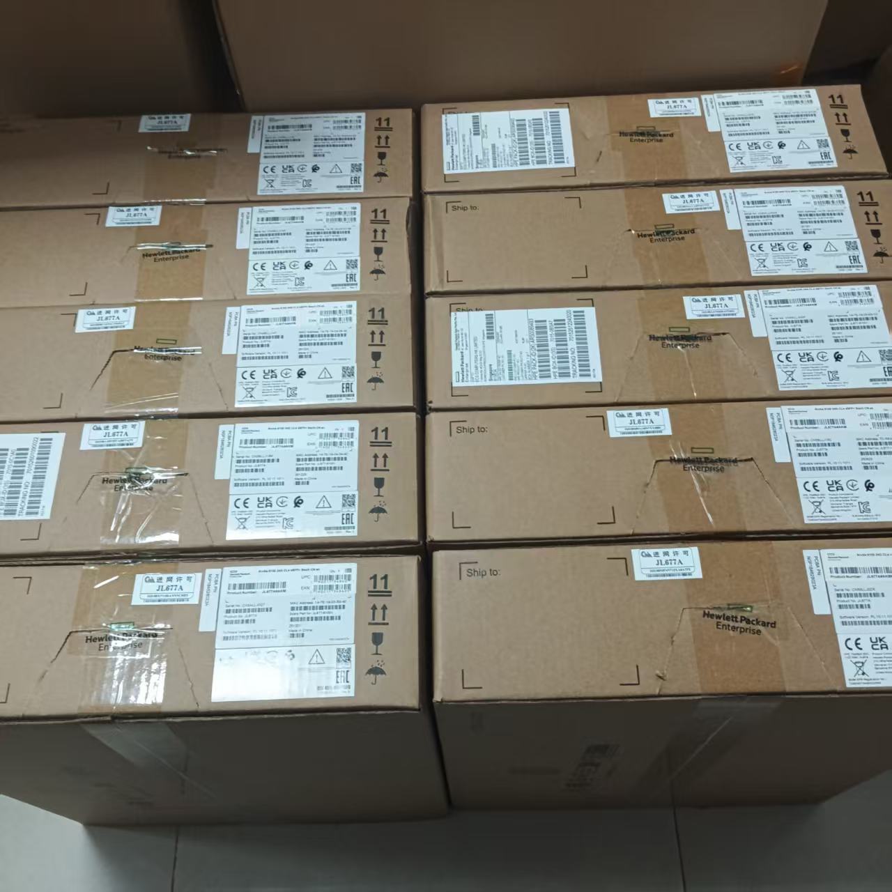 JL727B HPE Aruba Networking CX 6200F 48G Class4 PoE 4SFP+ 370W Switch